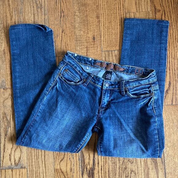Rampage Embroidered Flap Pocket Jeans Size 5 - Picture 4 of 12